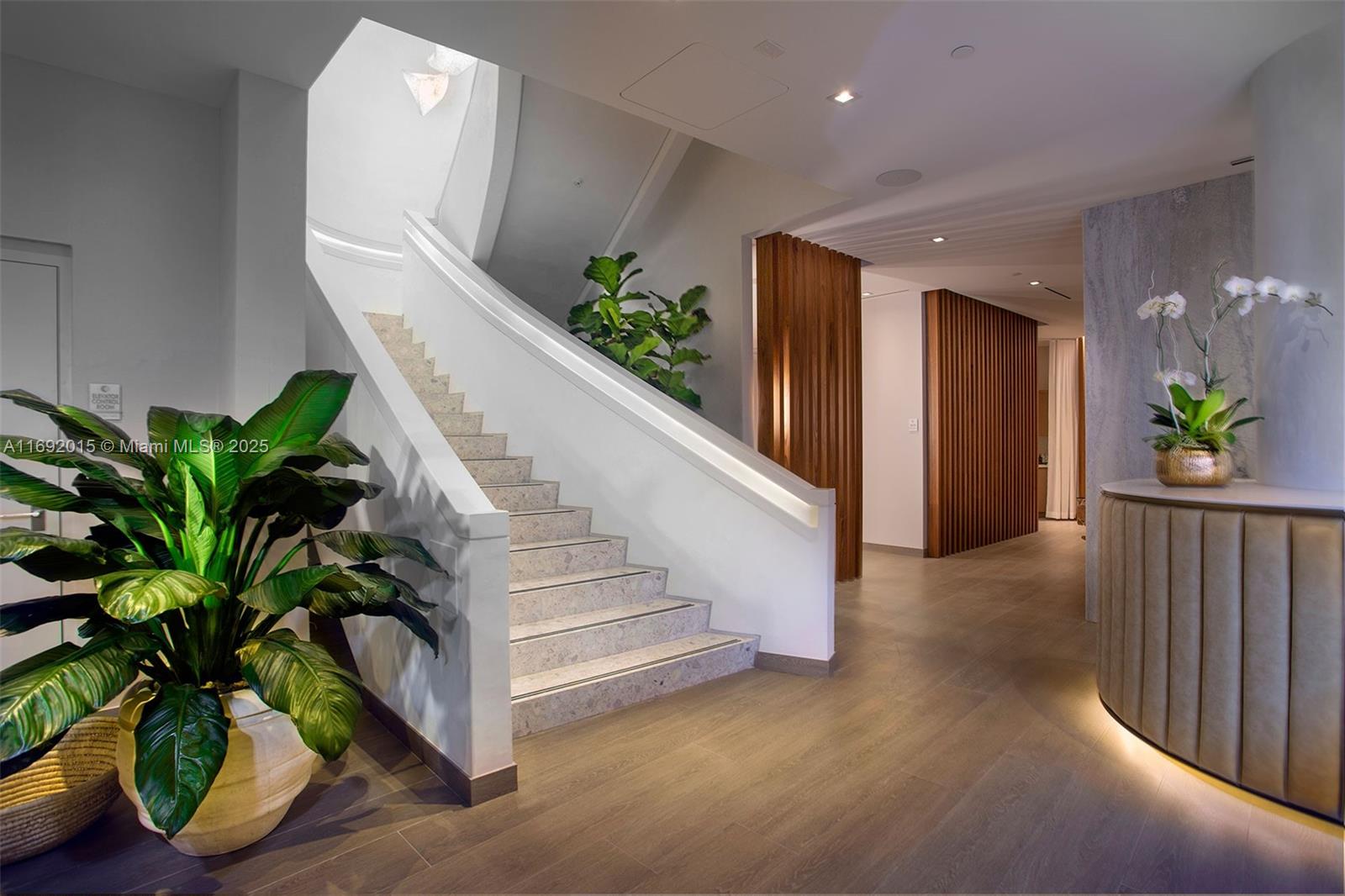 2200 FORT LAUDERDALE BEAC - Residential