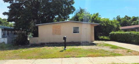 Photo of 10230 SW 176th St, Miami, FL 33157 (MLS # A12102298)