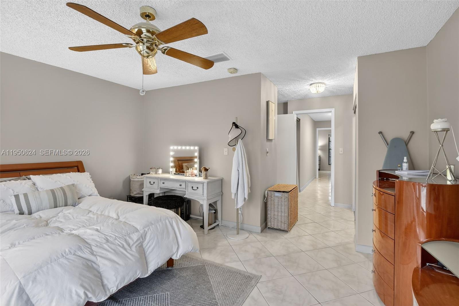 BAYVIEW VILLAGE CONDO - Residential