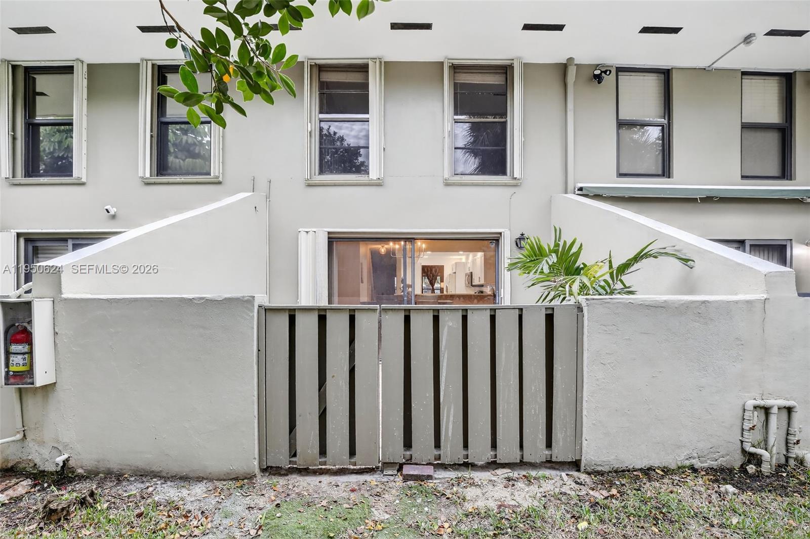 BAYVIEW VILLAGE CONDO - Residential