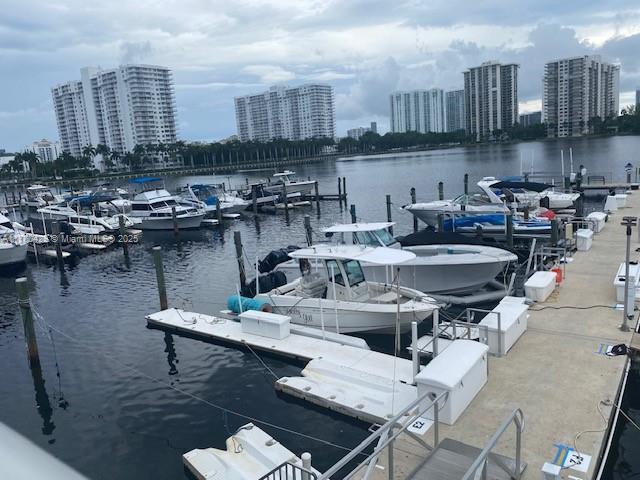 18061 Biscayne Blvd PH02