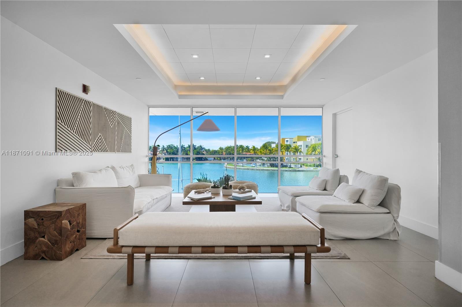 THE GRANDVIEW CONDO - Residential