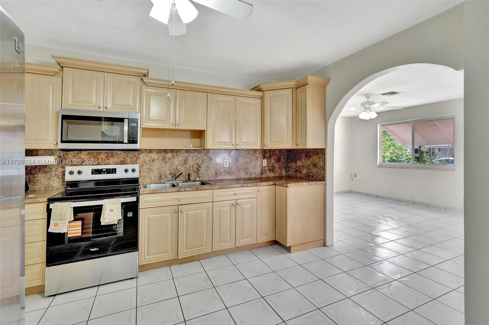 DRIFTWOOD ESTATES NO 1 - Residential