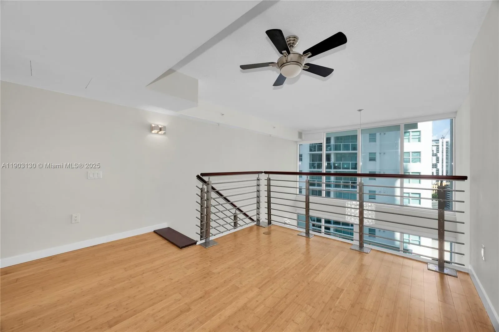 Miami, Florida 33131, United States, 1 Bedroom Bedrooms, ,2 BathroomsBathrooms,Residential,Active,234502