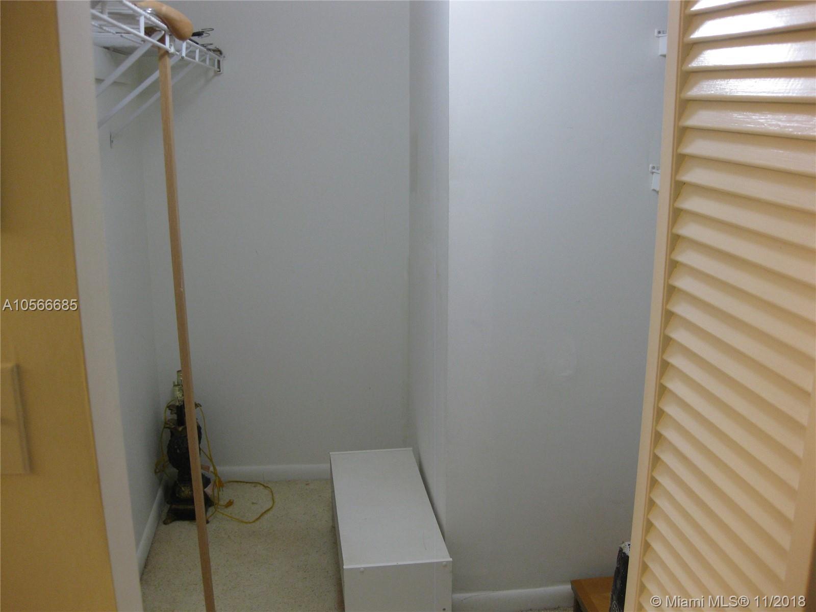 OCEAN TRAIL CONDO III - Residential Lease