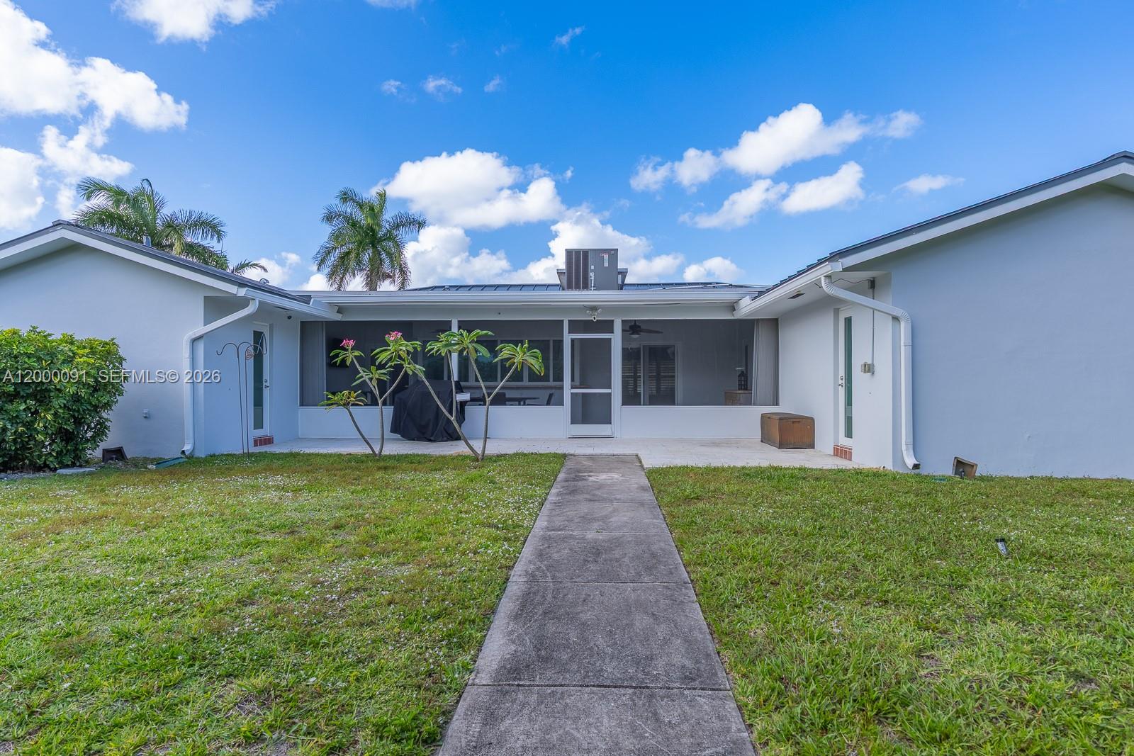 HOLLYWOOD HILLS AMEN PLAT - Residential Lease