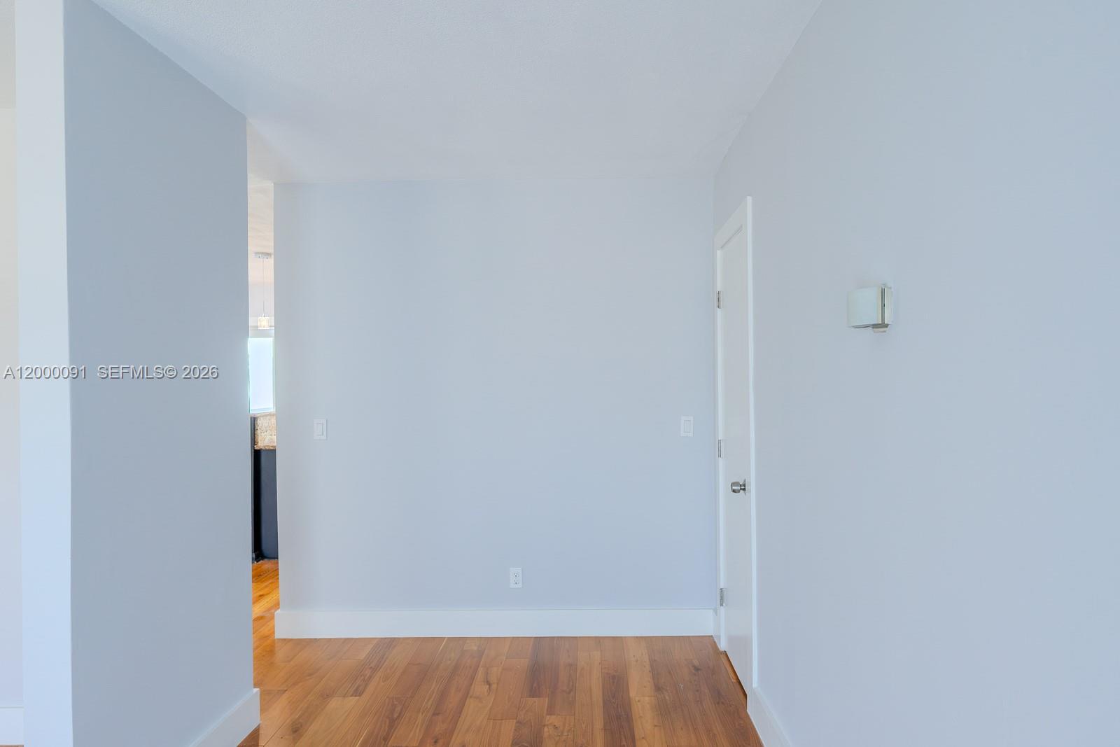 HOLLYWOOD HILLS AMEN PLAT - Residential Lease