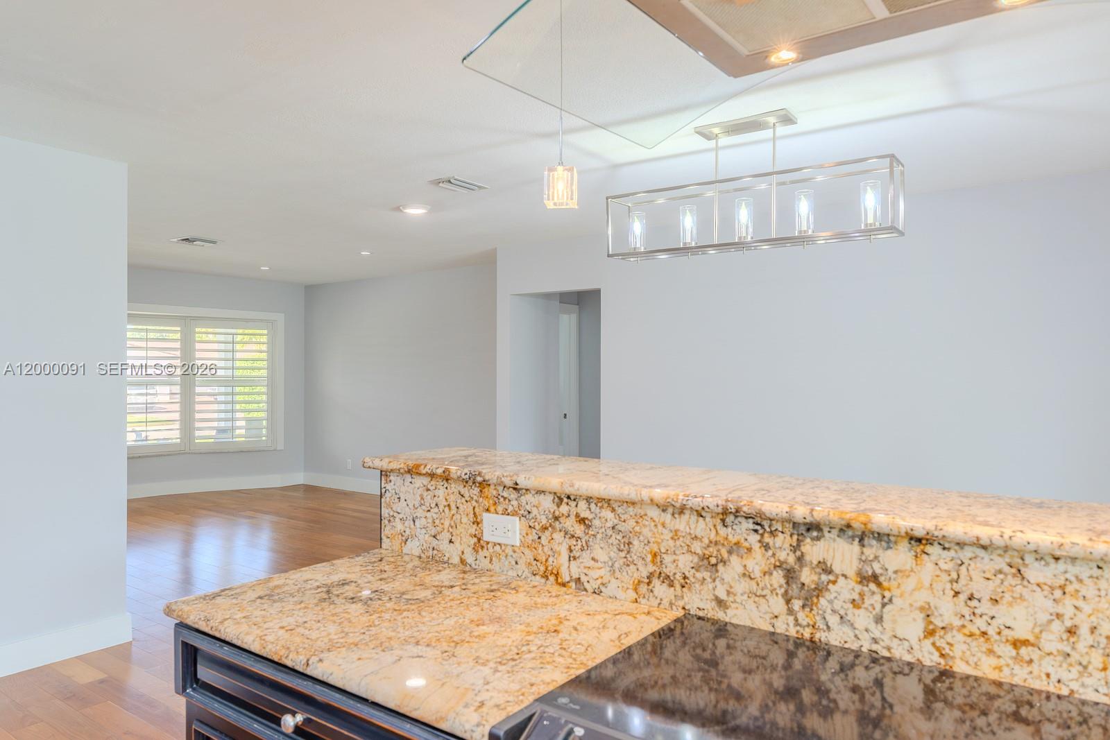 HOLLYWOOD HILLS AMEN PLAT - Residential Lease