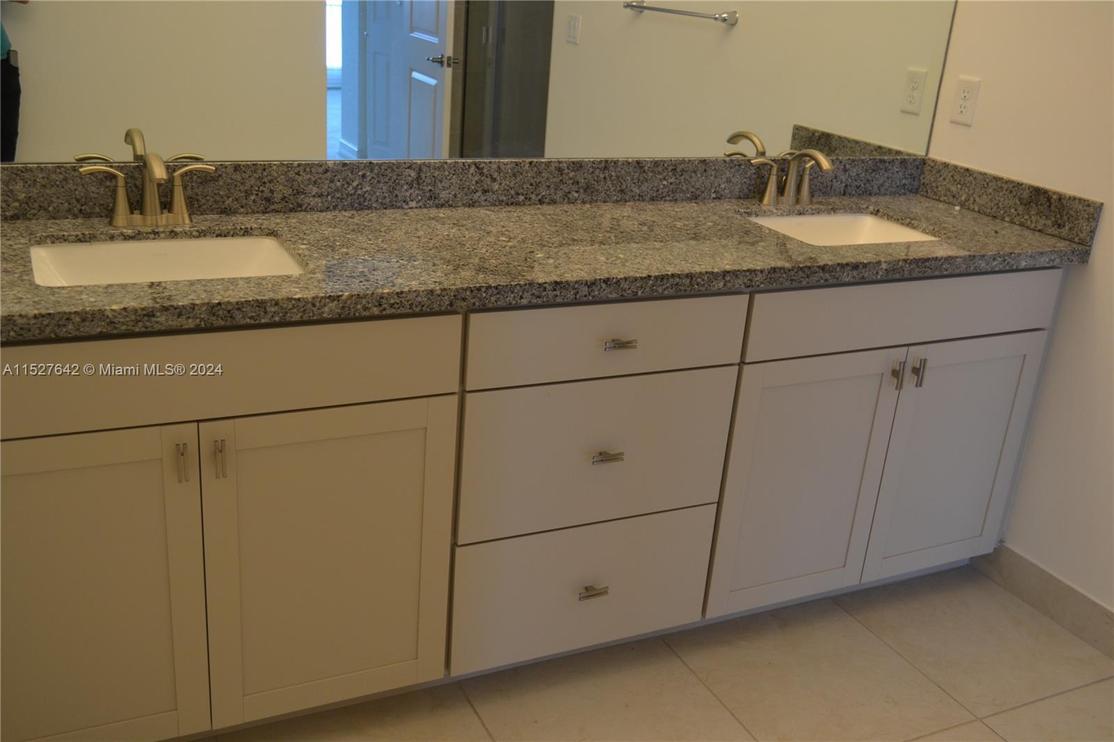 PEMBROKE LAKES SOUTH - Residential Lease