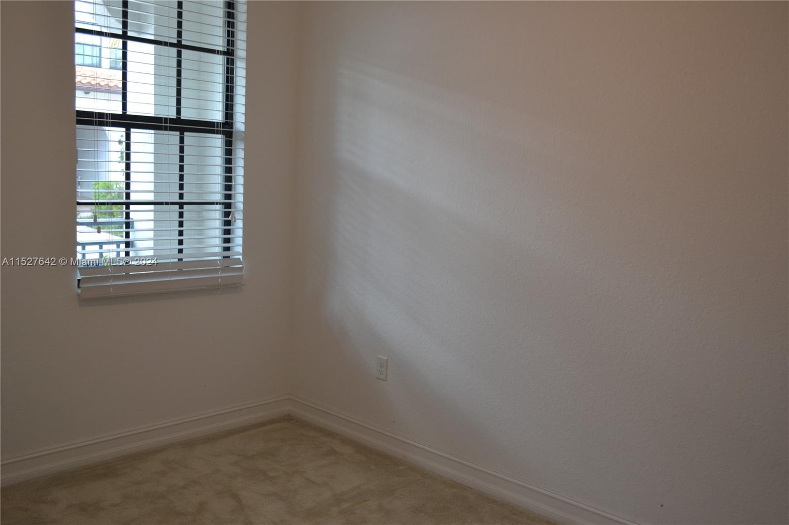 PEMBROKE LAKES SOUTH - Residential Lease