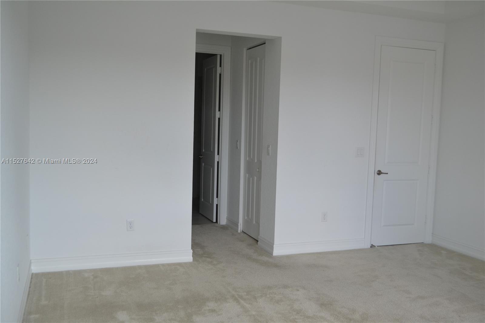 PEMBROKE LAKES SOUTH - Residential Lease