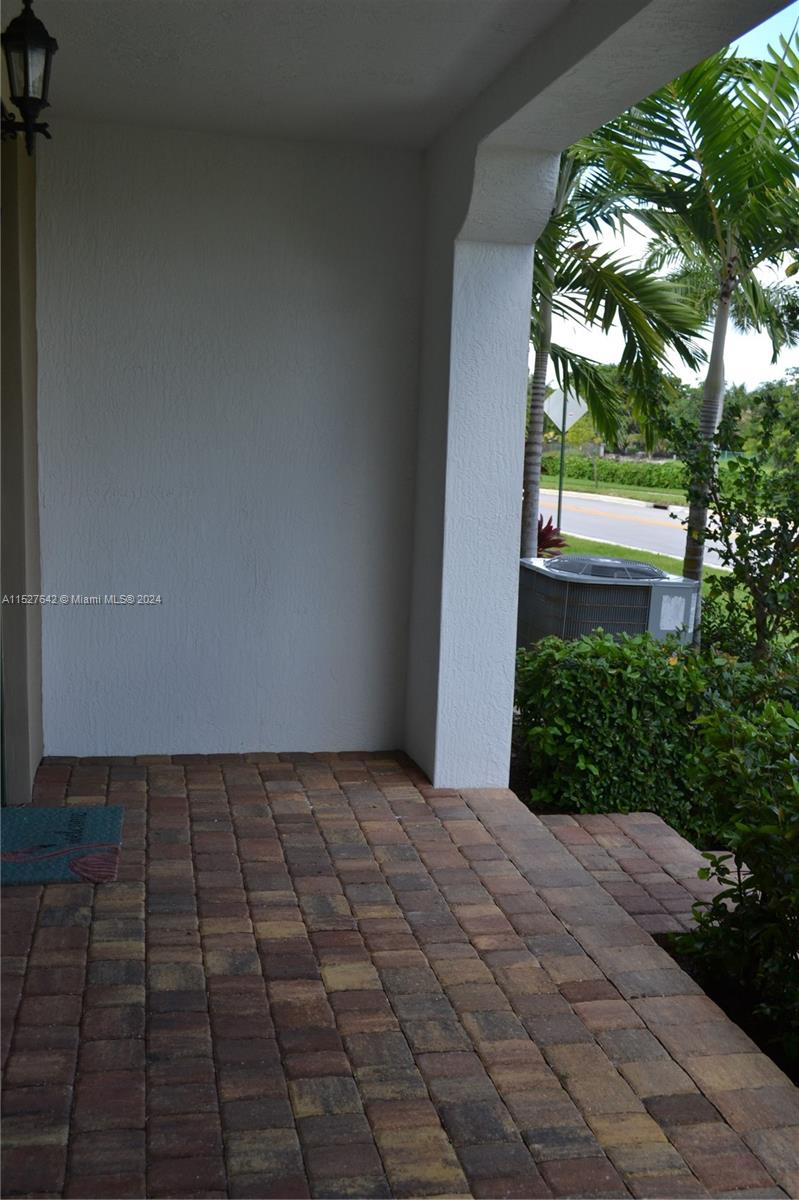 PEMBROKE LAKES SOUTH - Residential Lease