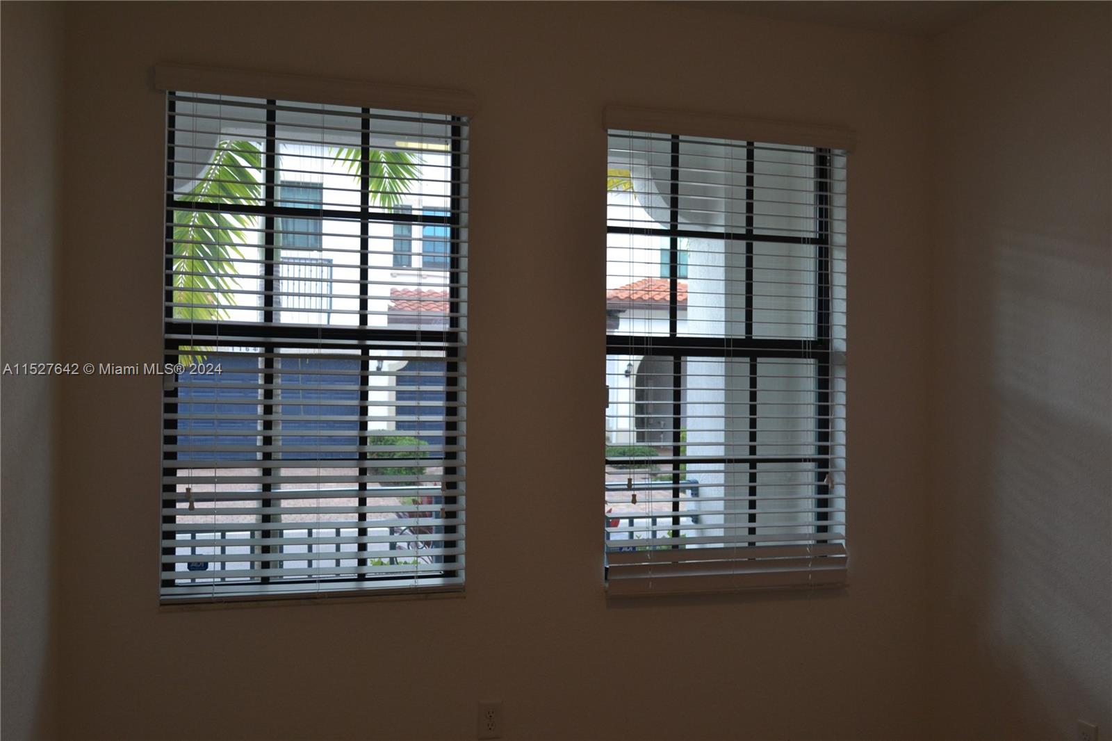 PEMBROKE LAKES SOUTH - Residential Lease