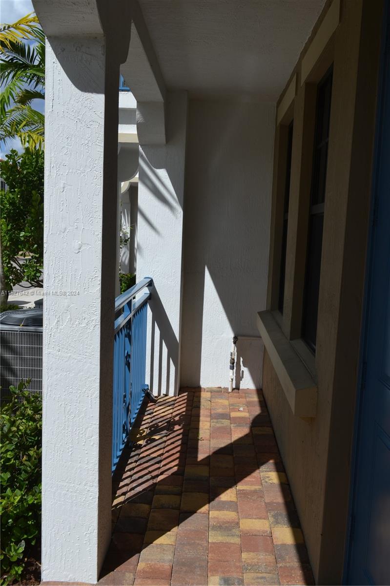 PEMBROKE LAKES SOUTH - Residential Lease