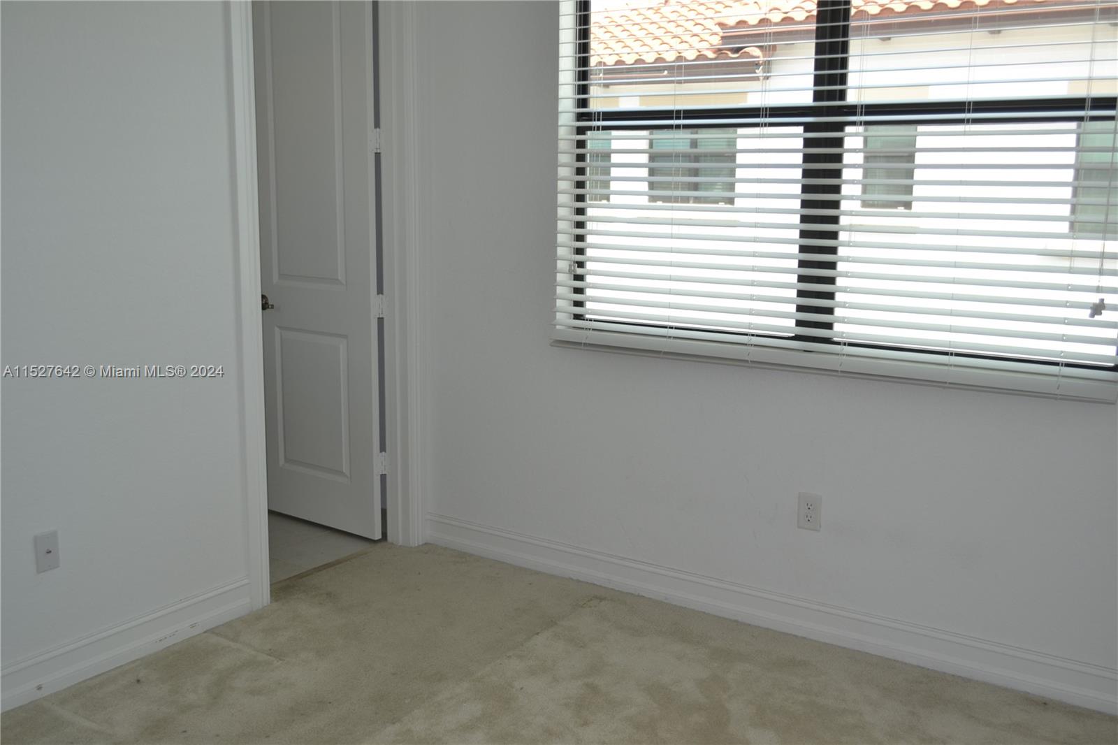 PEMBROKE LAKES SOUTH - Residential Lease
