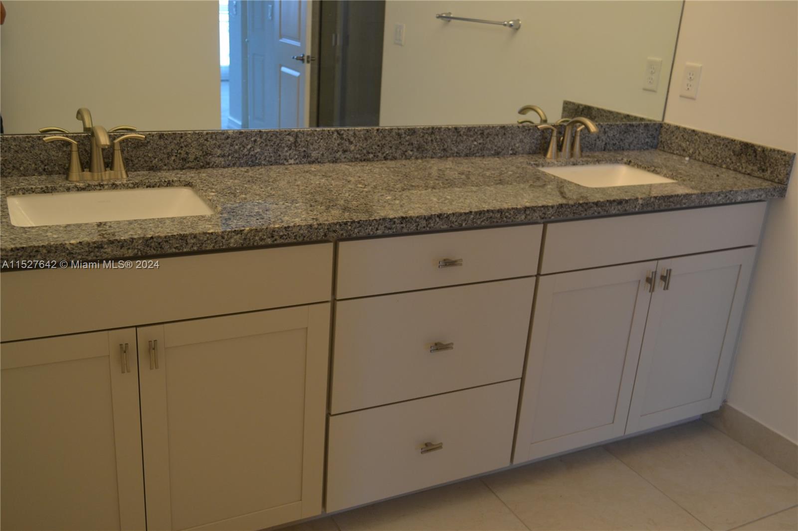 PEMBROKE LAKES SOUTH - Residential Lease