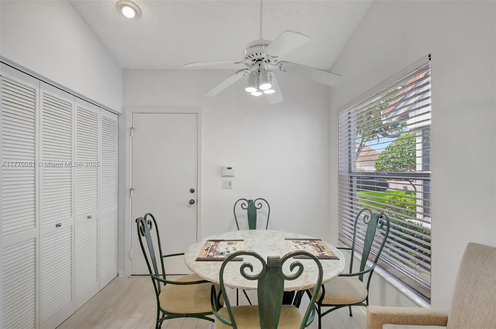 PALM ISLES I, II AND III - Residential Lease