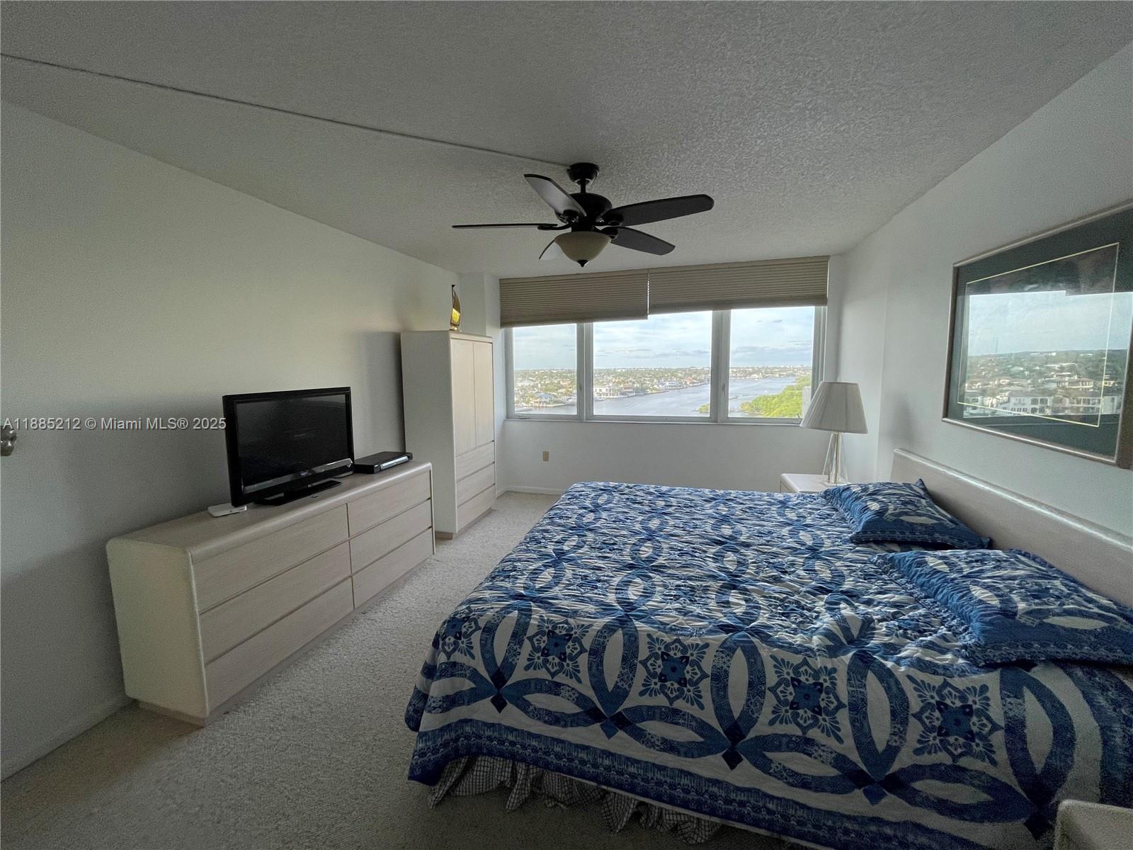 REGENCY HIGHLAND CLUB CON - Residential