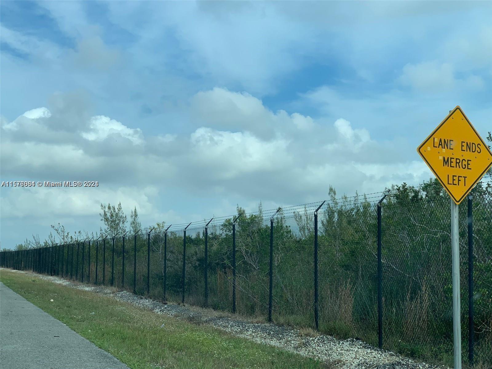 COME BUY THE FUTURE 4 LOTS WITH LAKE VIEW AT THE WHOLE SALE PRICE$ 14.25 PER SQ.FT. CONER LOCATION OF 404 ST AND US-1. NON-PROTECTED, PRIVATERLY OWNED, NOT CLASSIFIED 2.90 ACRES.
ELECTRICITY ON SITE, WATER ON THE REAR AND THE SEWER LINE IN FRONT OF THE SUBJECT.
EXCELENT LOCATION FOR AN EMERGENCY ROOM, GAS & ELECTRICAL VEHICLES STATION, CVS, WALGREENS SEDANOS, PUBLIX, WINDIXIE, BANK, DUNKING DONUTS, STARBUCKS, EINSTAIN BAGEL, BURGER KING, Mc DONALD.
***** OWNER FINANCING WITH 55% DOWN PAYMENT @ 9.5% INTEREST ONLY FOR 10 YRS. NO PREPAYMENT PENALTY. *****OWNER AGENT******
