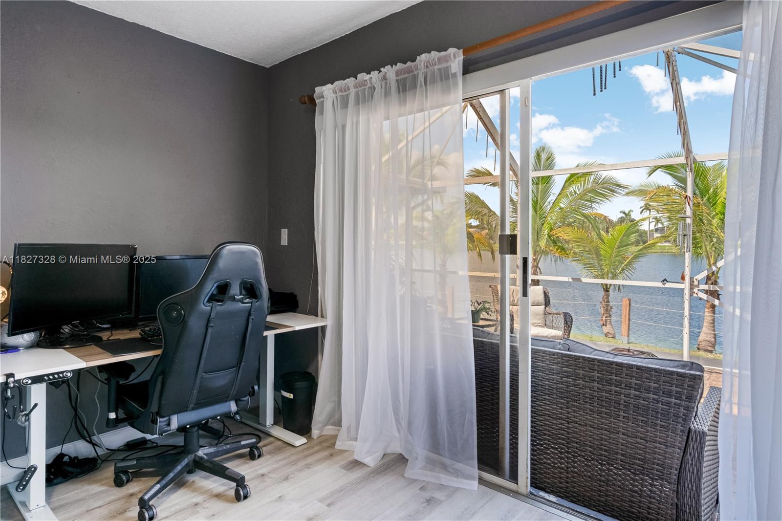 LAKES BY THE BAY SEC 6 - Residential