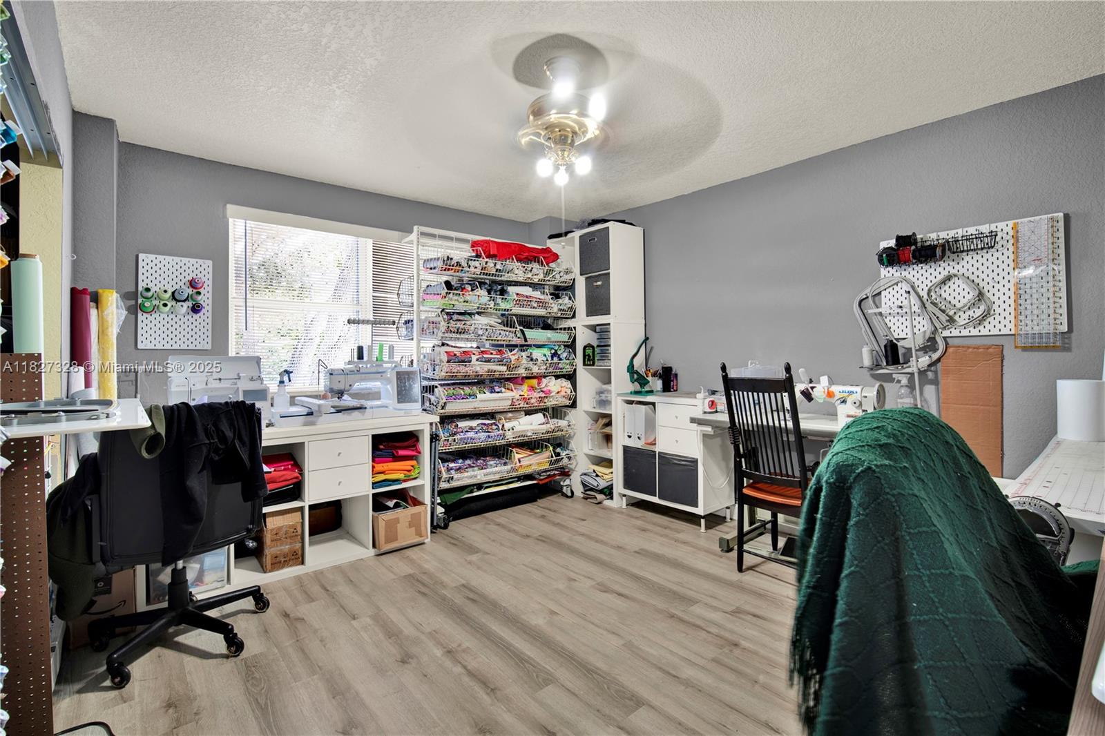 LAKES BY THE BAY SEC 6 - Residential