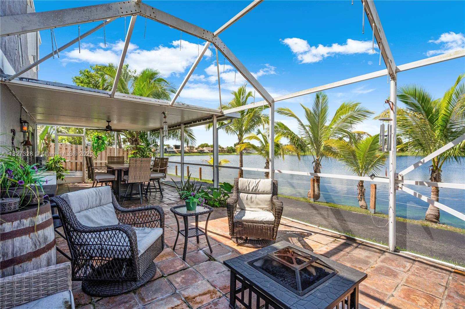 LAKES BY THE BAY SEC 6 - Residential