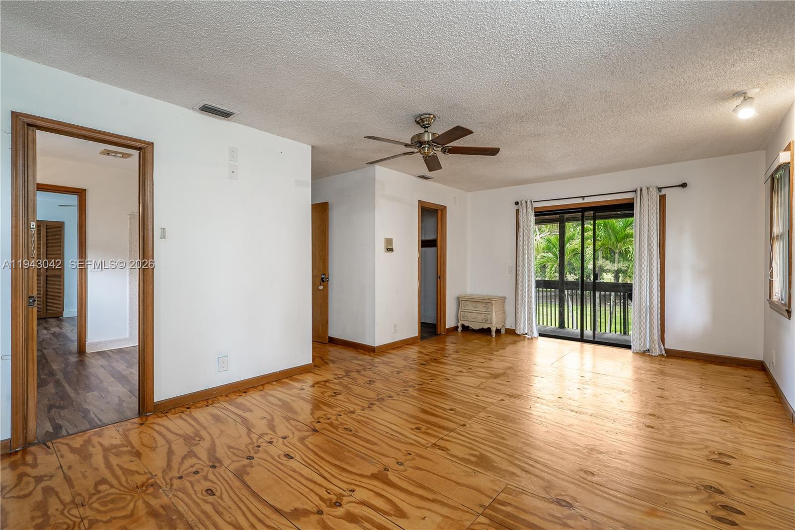 PALM BEACH FARMS CO 3 - Residential