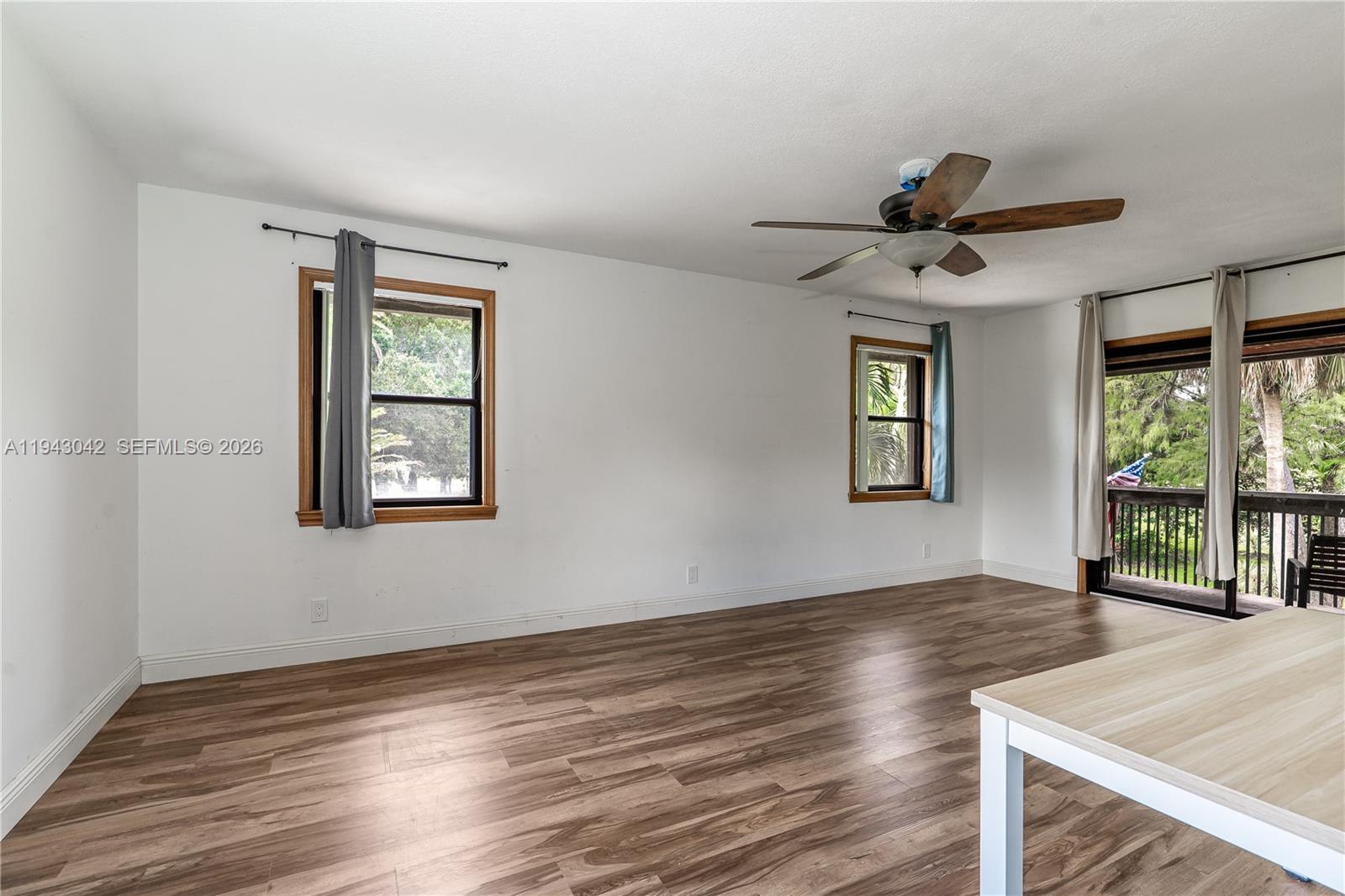 PALM BEACH FARMS CO 3 - Residential