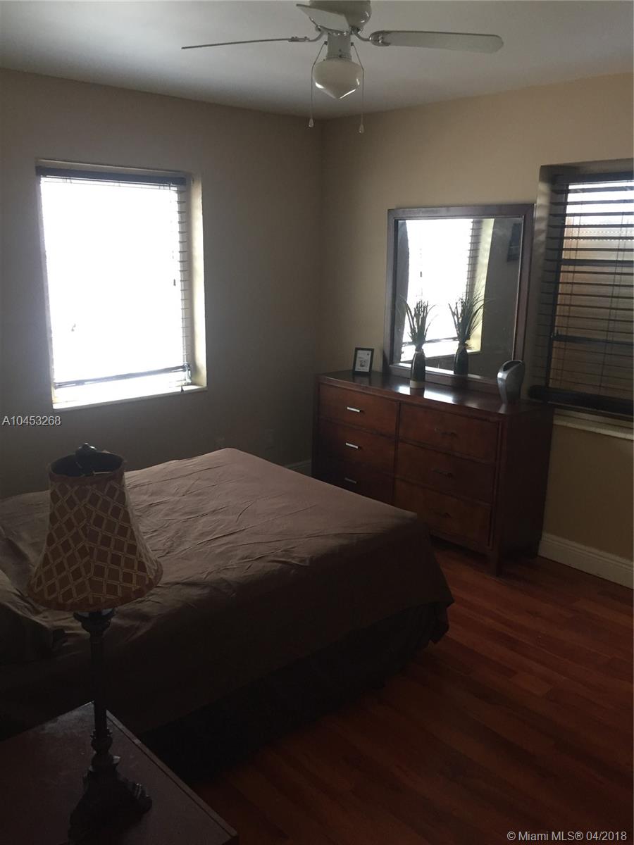 SUNSET TRAILS NO 5 - Residential Lease