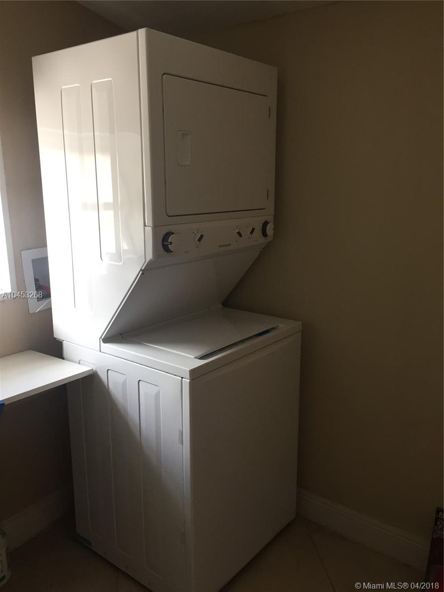 SUNSET TRAILS NO 5 - Residential Lease