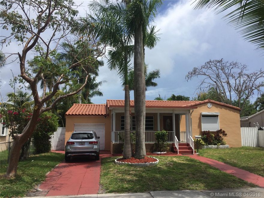 PARADISE!!! Featuring this large 4 bed 3 bath home with large pool. Newly updated fabulous open kitchen boasting SS appliances, wood floors , ceramic tile ,split floor plan , storm shutters, 1 car garage. Close to Shopping, Aventura mall, Hallandale Beach, restaurants, casino , race track and Airport. ( FULLY FURNISHED )