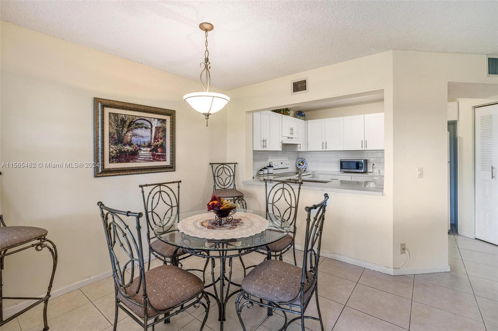 CAMBRIDGE AT CENTURY - Residential