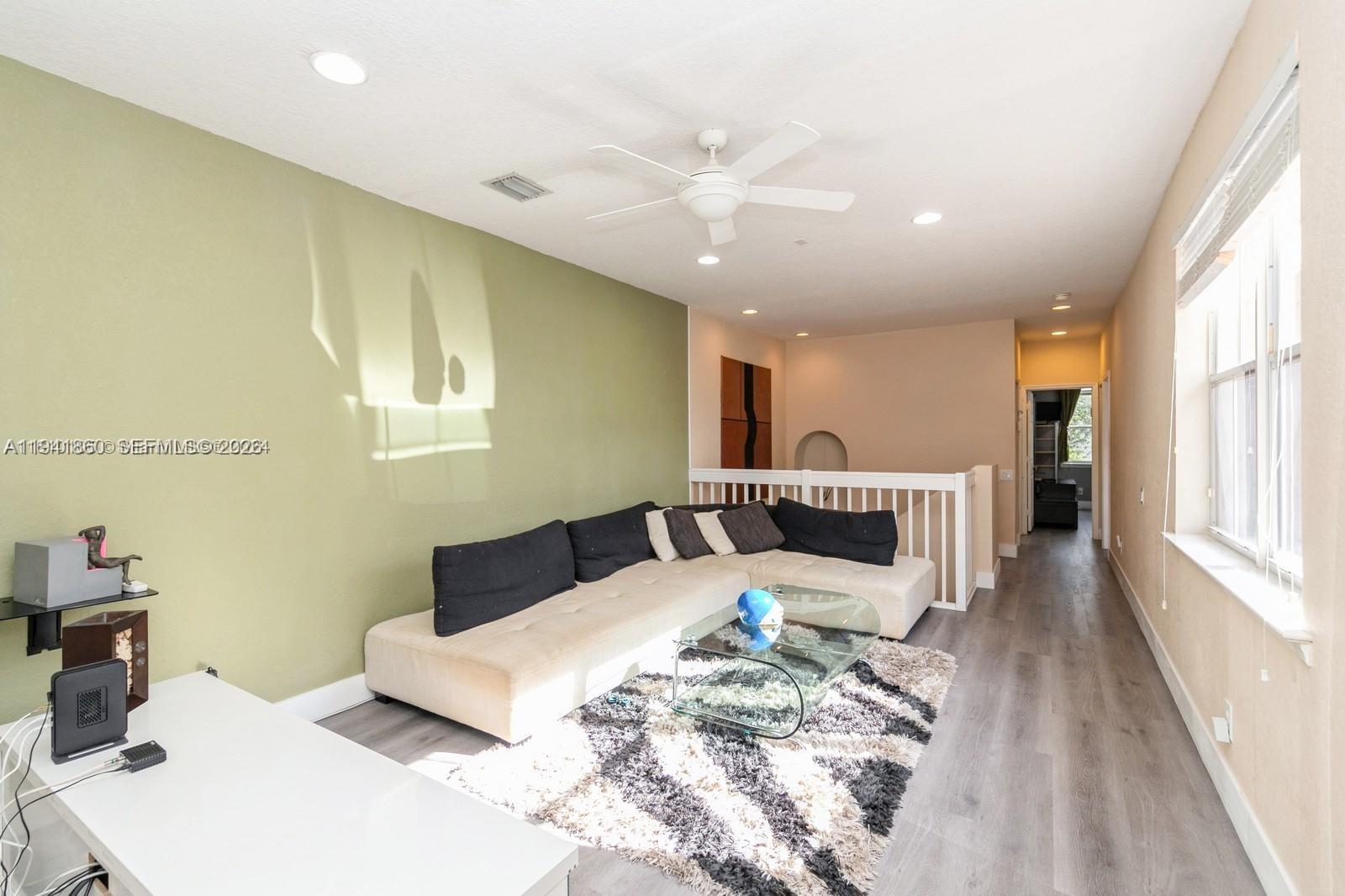 THREE ISLANDS 3RD SECTION - Residential