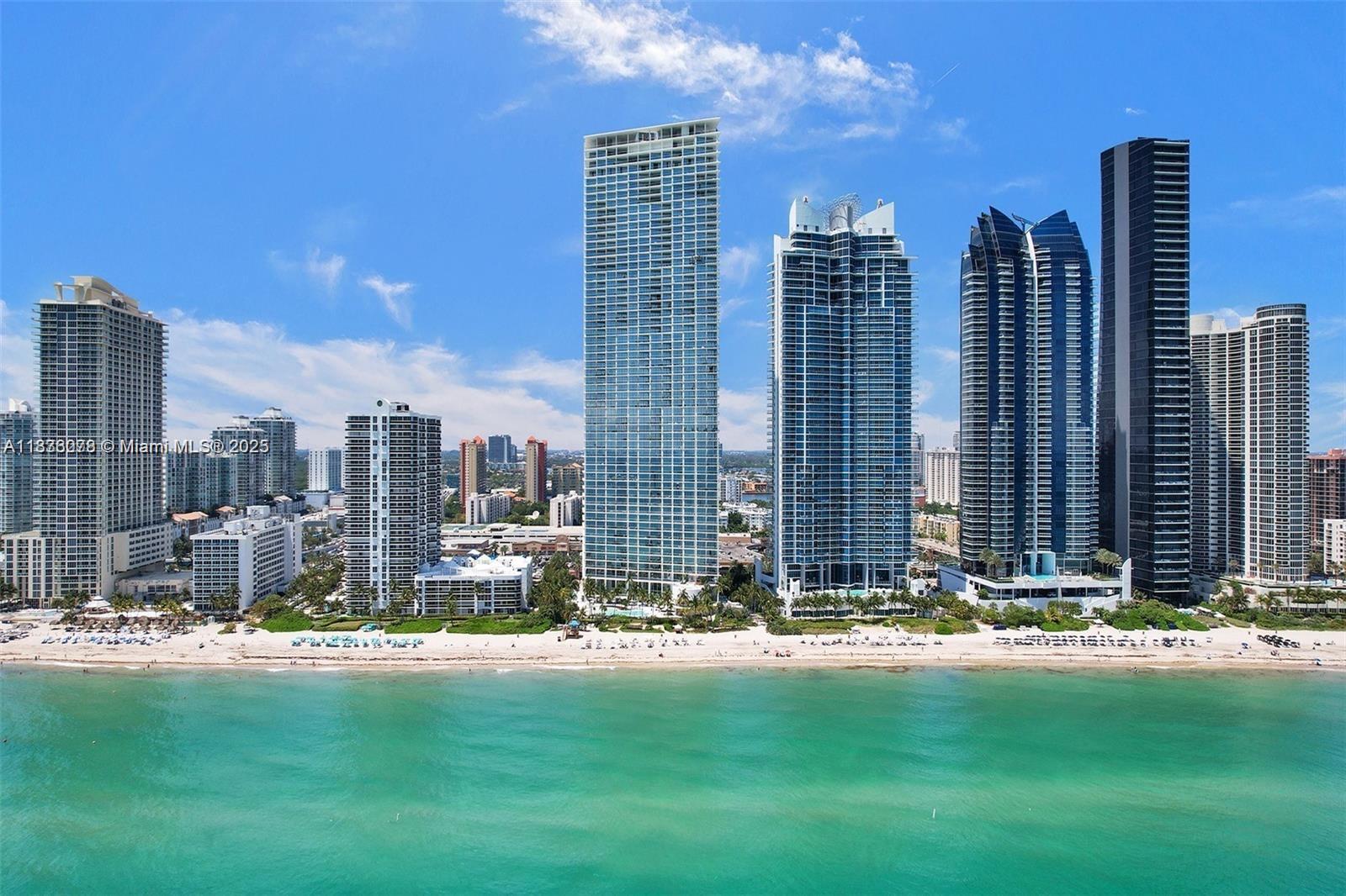 JADE SIGNATURE CONDO - Residential