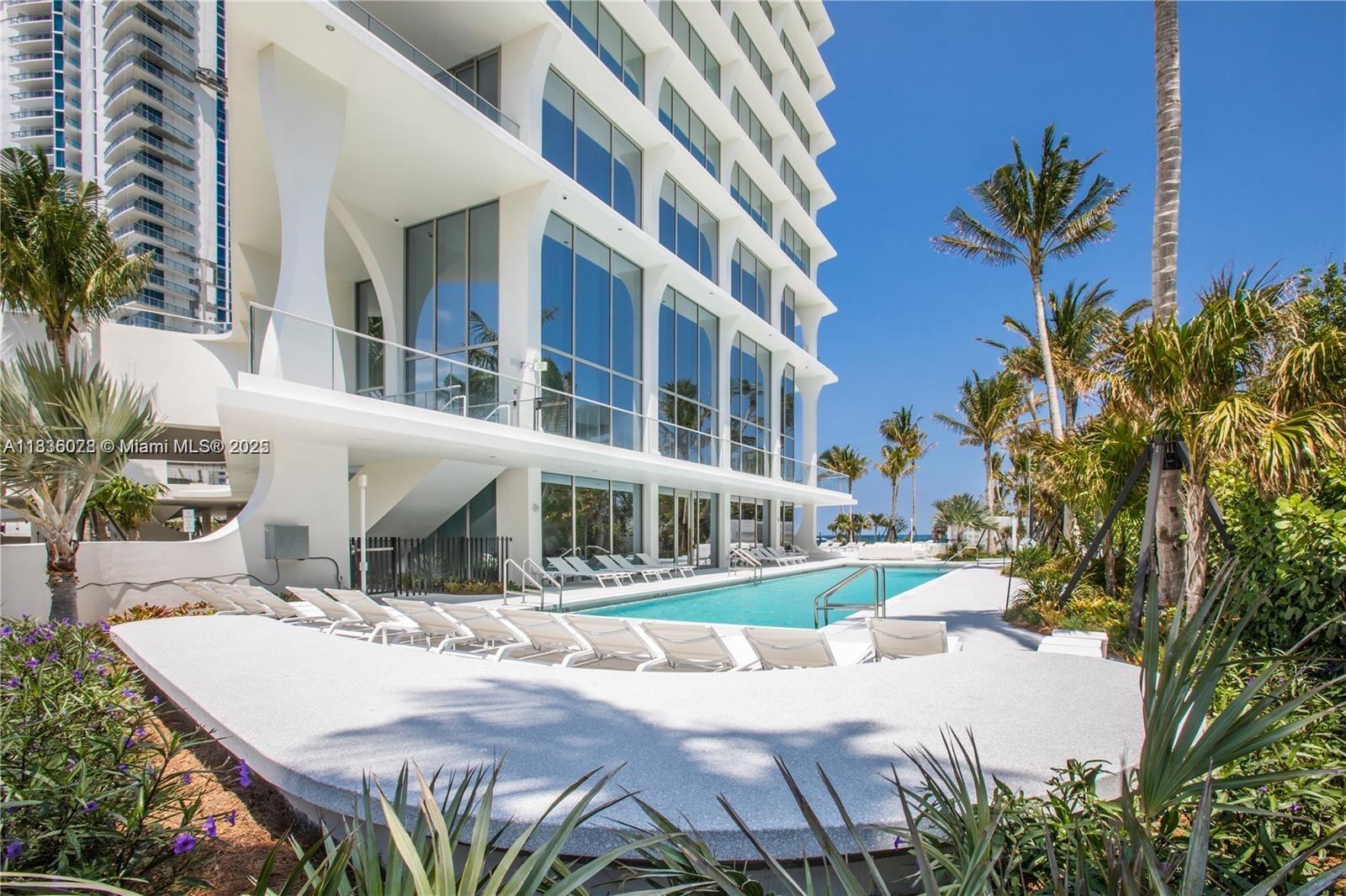 JADE SIGNATURE CONDO - Residential