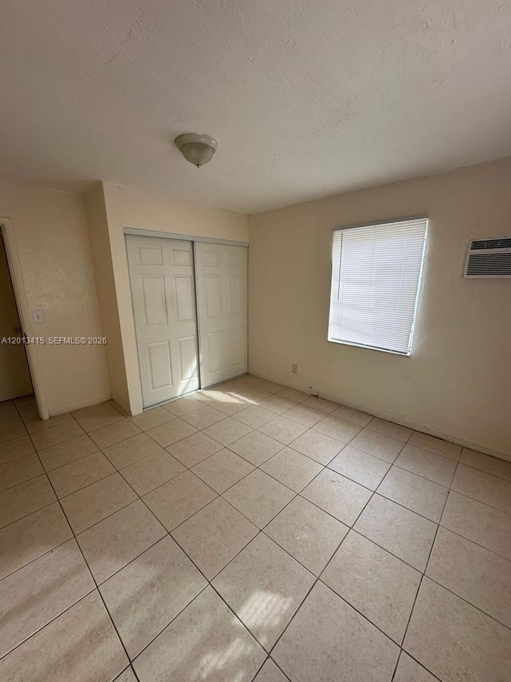 Photo of 756 NW 5th St #1S, Hallandale Beach, FL 33009 (MLS # A12013415)