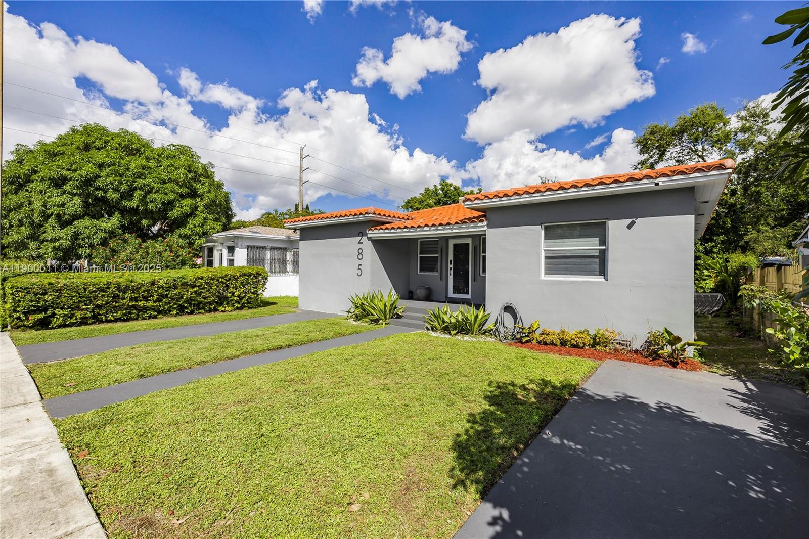 COLUMBIA PARK CORR PL - Residential