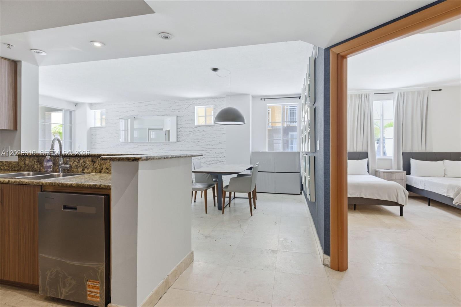 140 Meridian Ave 315