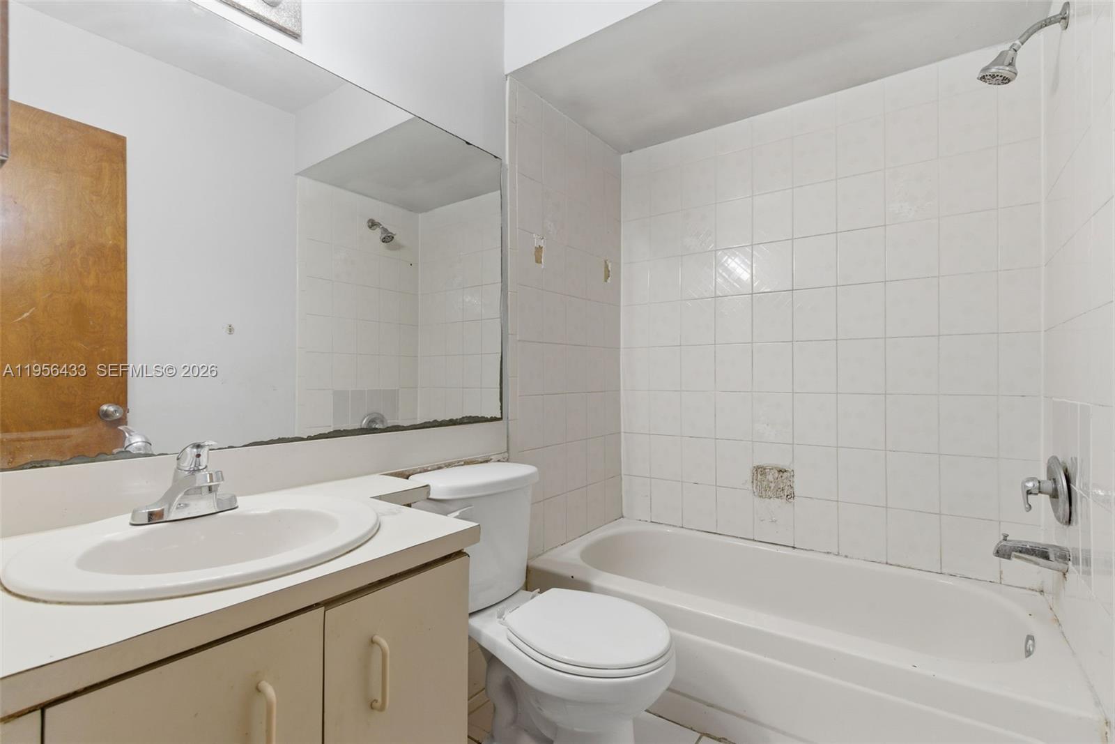 CHANTARELLE AT THE HAMMOC - Residential