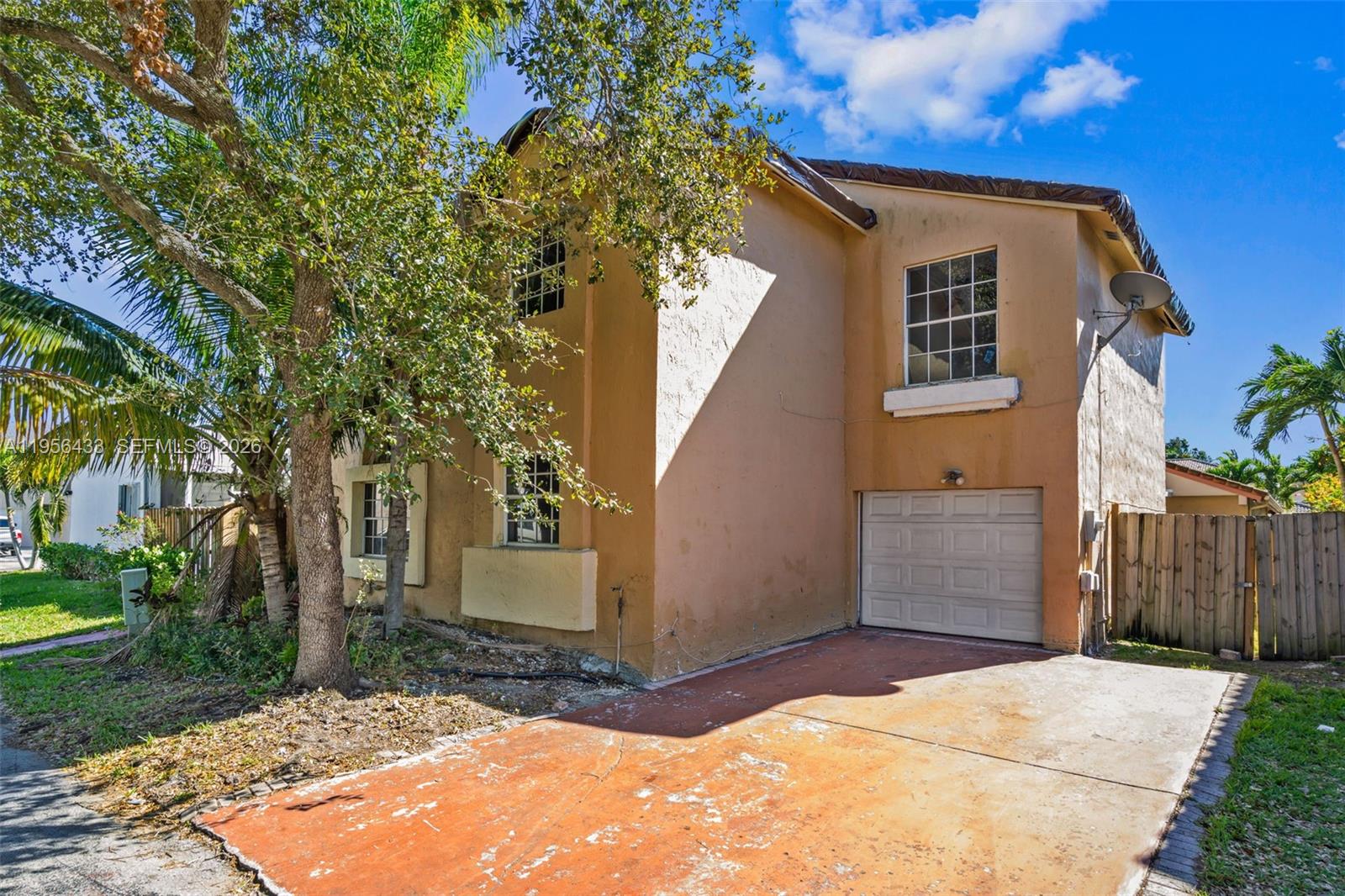 CHANTARELLE AT THE HAMMOC - Residential