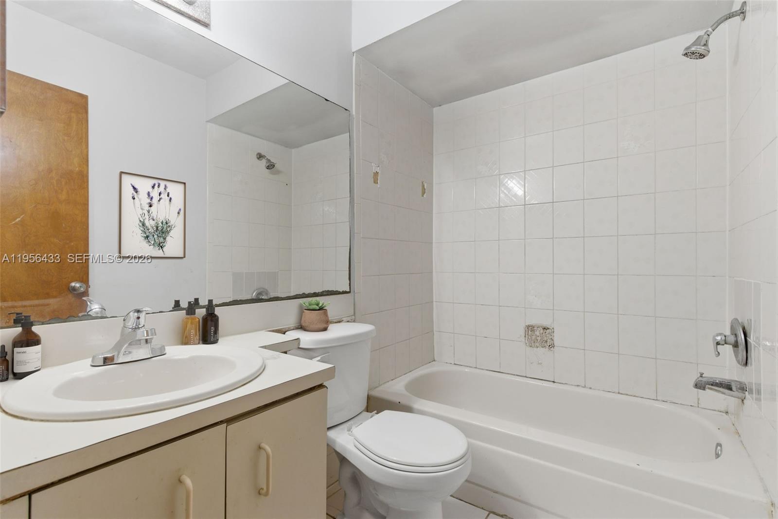 CHANTARELLE AT THE HAMMOC - Residential