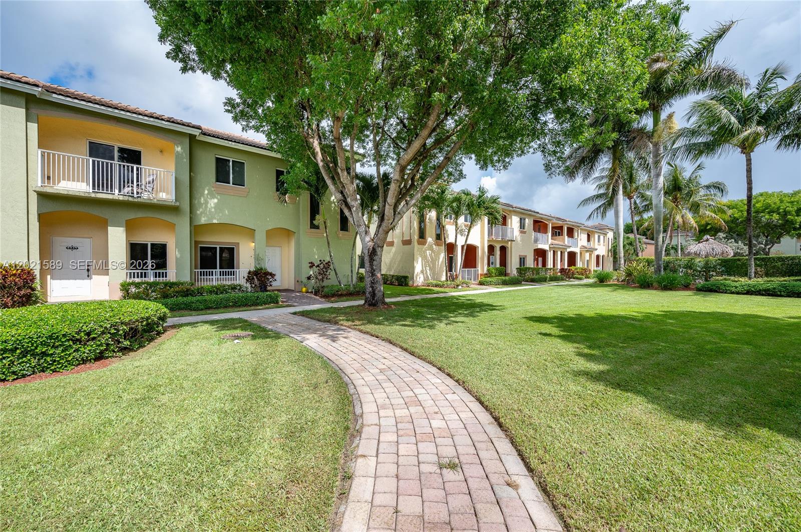 CALI GREENS - Residential