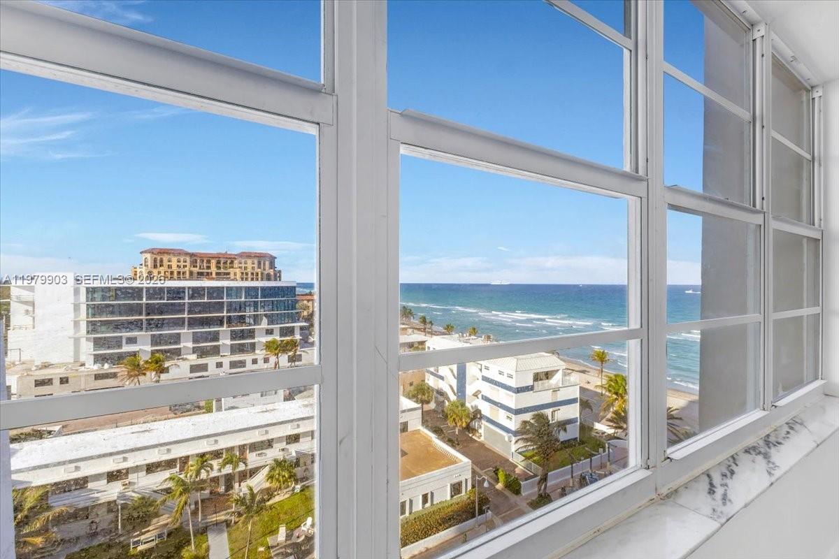 HOLLYWOOD TOWERS CONDO - Residential Lease