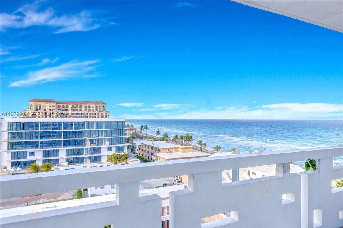 HOLLYWOOD TOWERS CONDO - Residential Lease