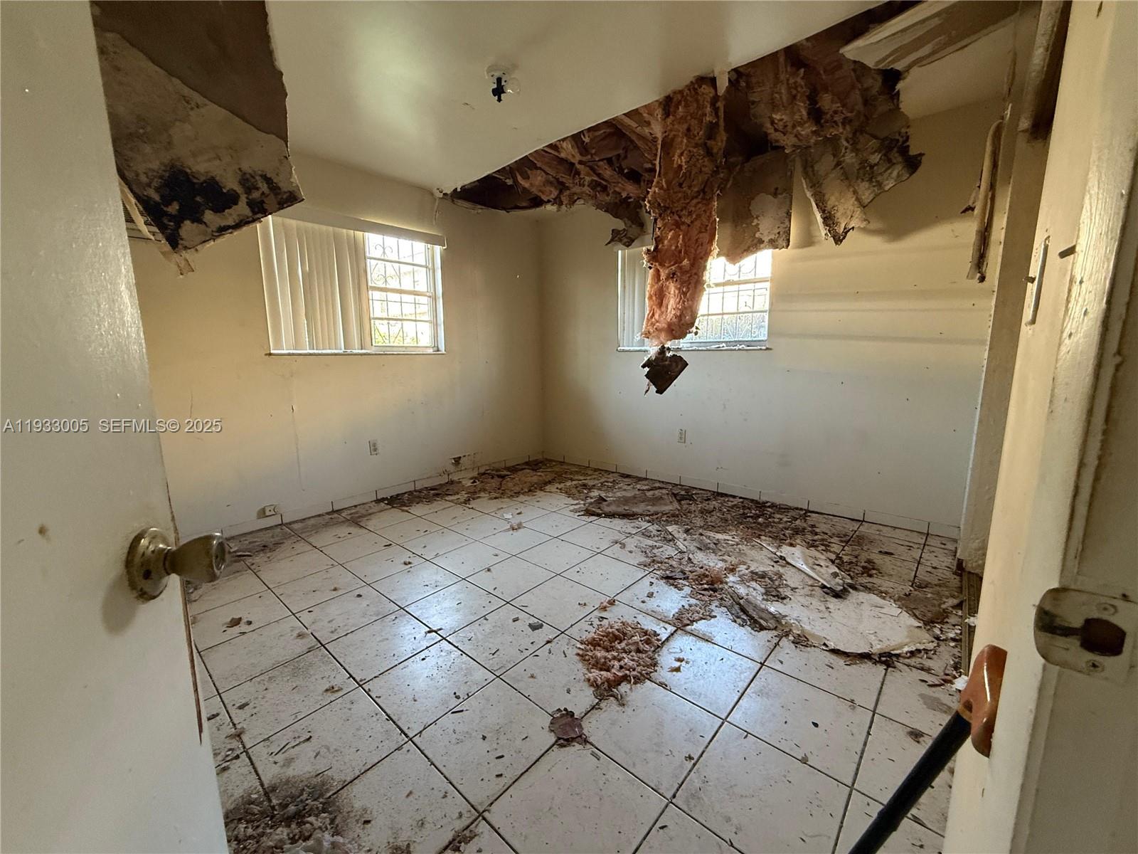 SUNSET HEIGHTS - Residential