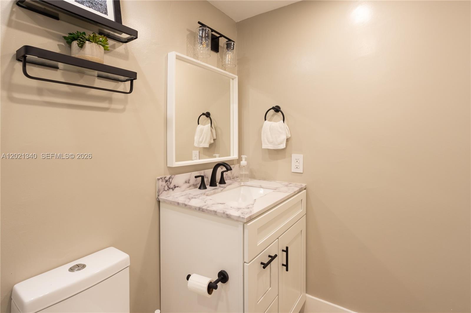 WOODLANDS TOWNHOUSE CONDO - Residential