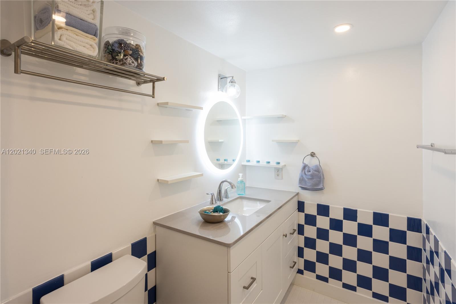 WOODLANDS TOWNHOUSE CONDO - Residential
