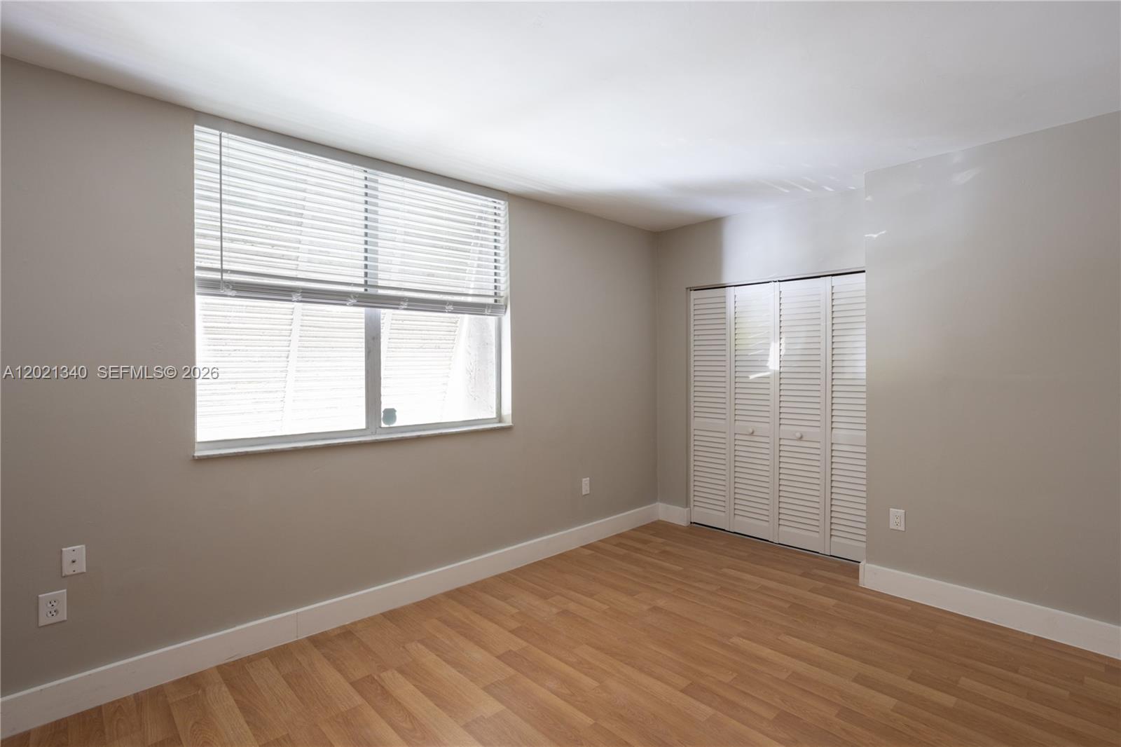 WOODLANDS TOWNHOUSE CONDO - Residential