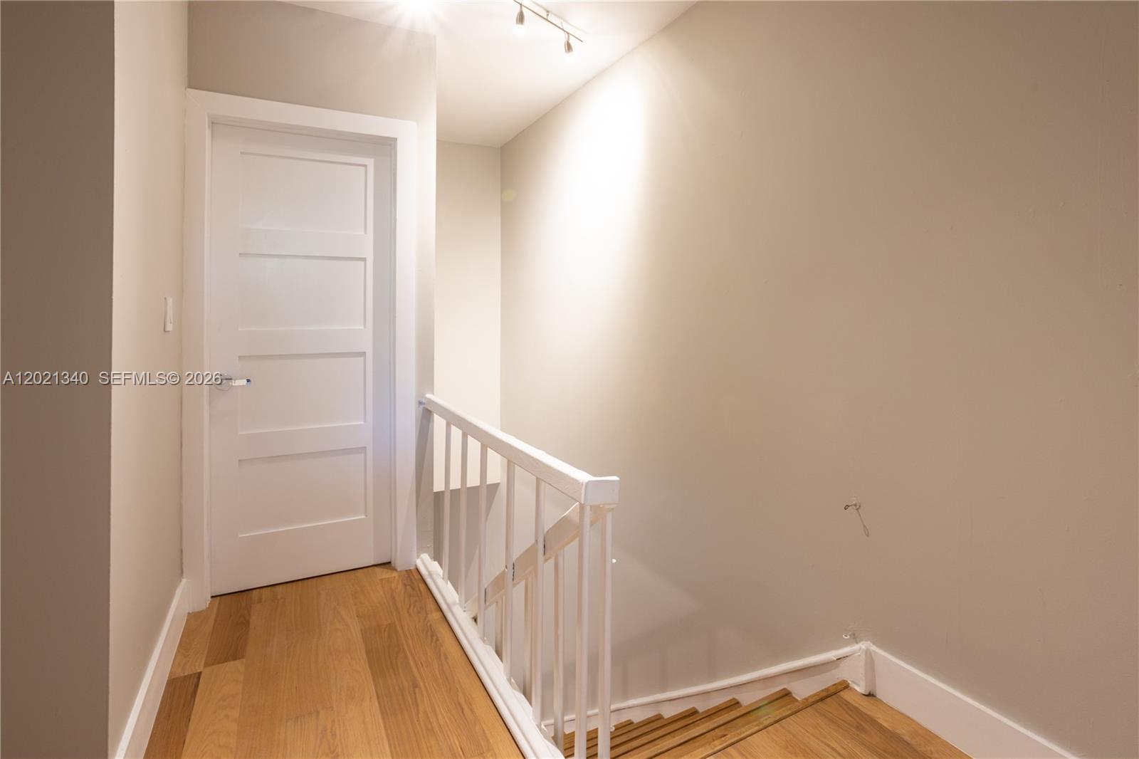 WOODLANDS TOWNHOUSE CONDO - Residential