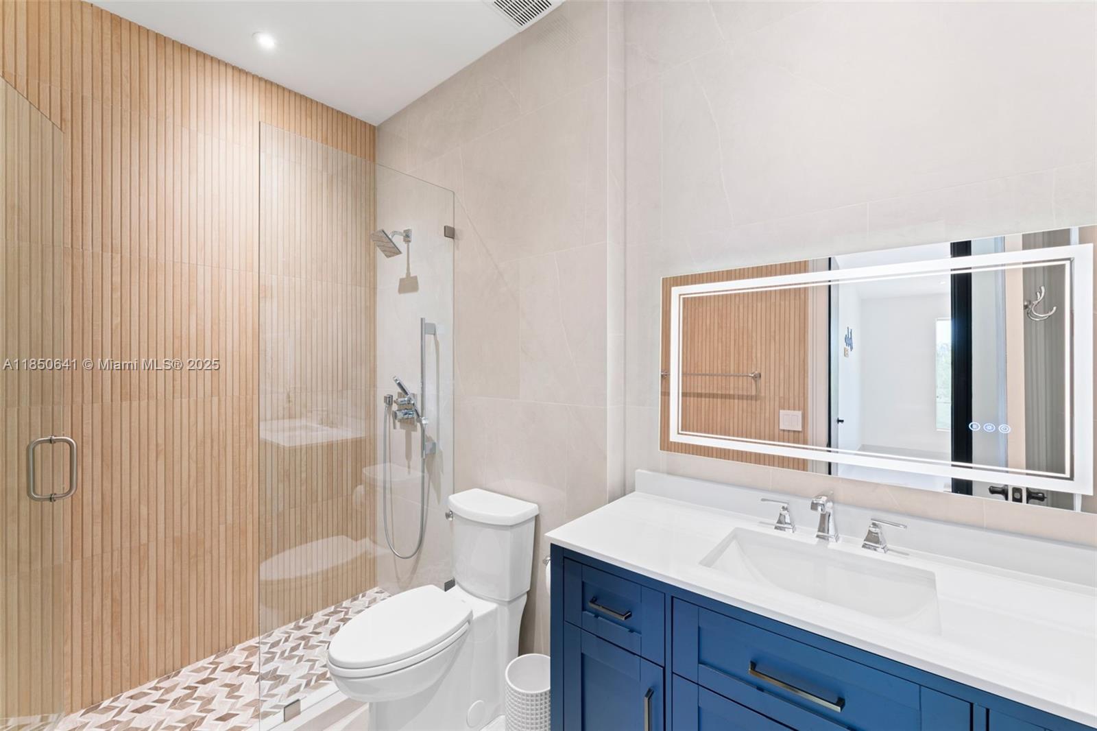 THREE ISLANDS 3RD SECTION - Residential